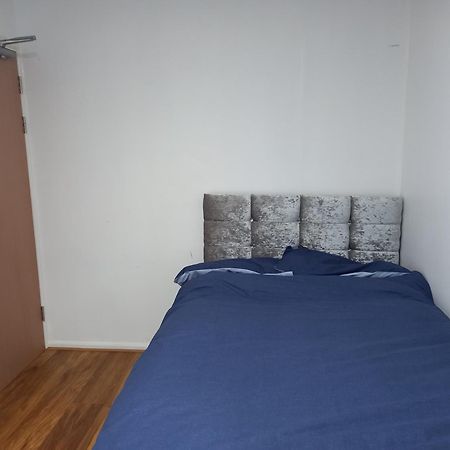 Double En-Suite Rooms Nevendon Exterior photo